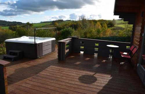 Knighton Cabin | Long Wood Lodges