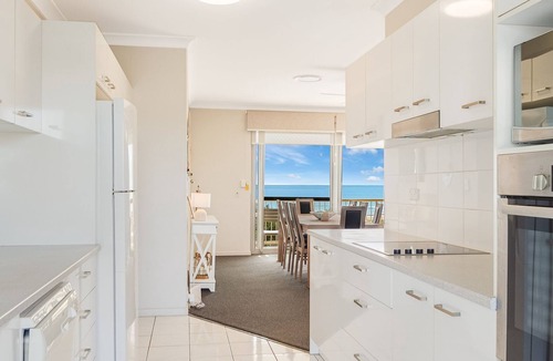 Bilinga Apartment | Longbeach 11 - Bilinga/North Kirra Beachfront