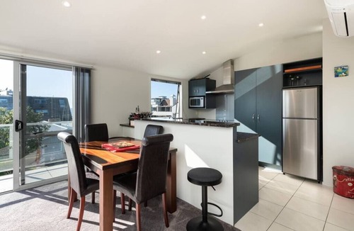 Mount Maunganui Apartment | Longbeach Ocean Paradise