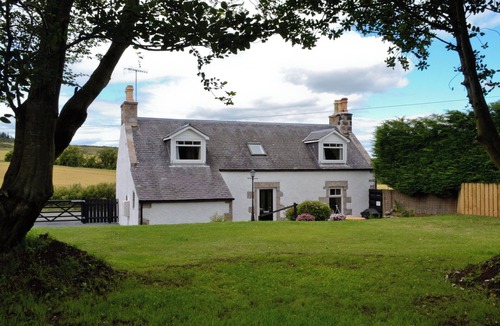 Insch Cottage | Longcroft Cottage - 28233