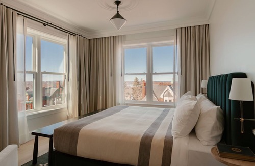 Parkside Hotel | Longfellow Hotel