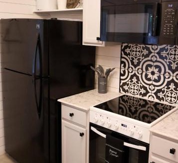 Dripping Springs Bed & Breakfast | Longhorn Hall at Triple H Ranch