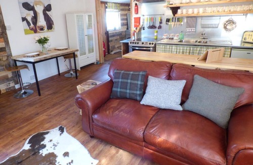 Wimborne Saint Giles House | Longhouse Lodge