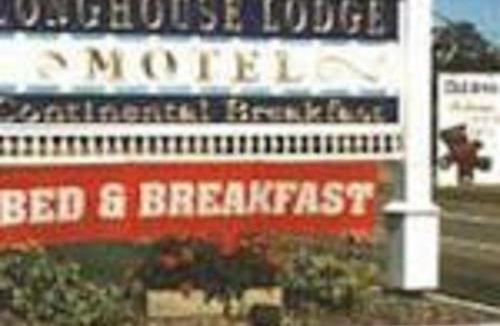 Town of Reading Hotel | Longhouse Lodge Motel