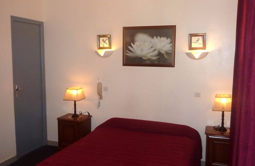Le Sambuc Hotel | Longo Maï