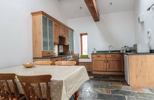 Gilwern Cottage | LONGSIDE, with a garden in Gilwern