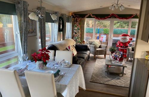 Morpeth Ski Chalet | Longstone Lodge