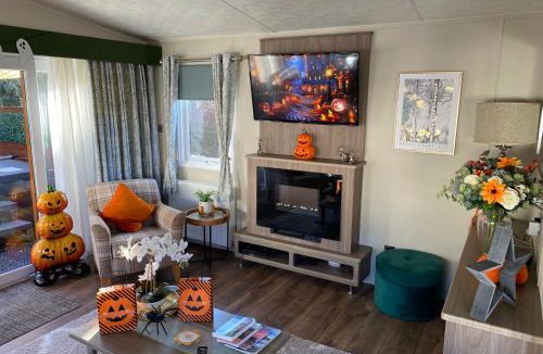 Morpeth Ski Chalet | Longstone Lodge