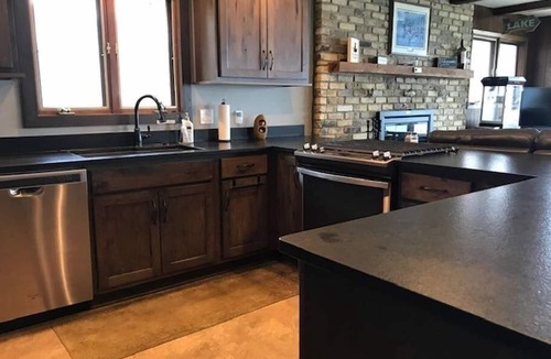 Markesan House | Longview Lodge- A complete package!
