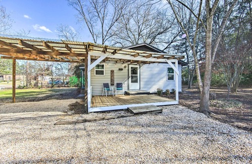 Longview House | Longview Vacation Rental Home: 4 Mi to Dtwn