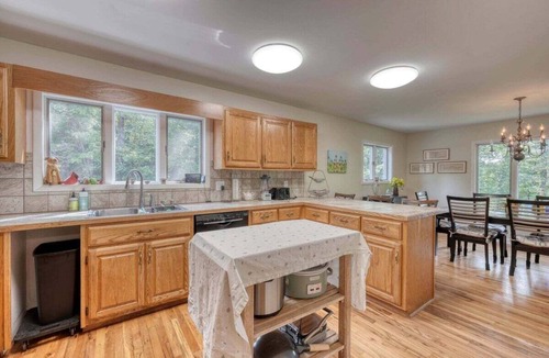Hayesville House | Longview - Woodburning fireplace