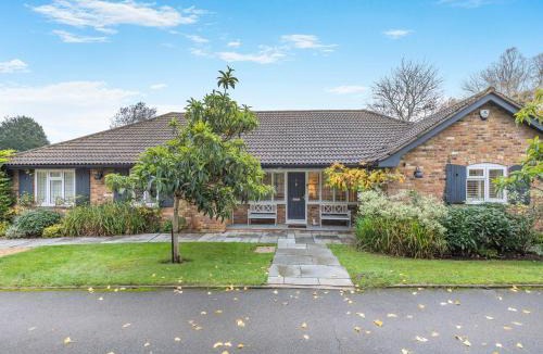 Wooburn Moor House | Longways