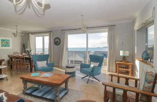 Downderry House | Looe Island View