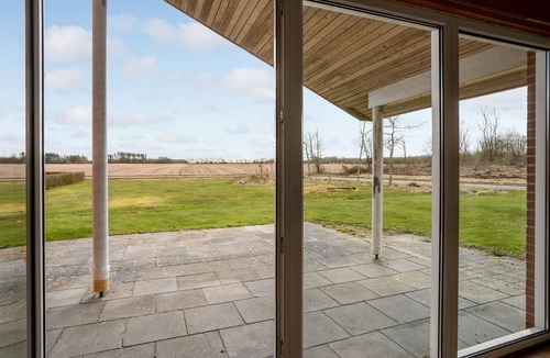 Nørre Vium House | Look forward to a great vacation with your loved ones in this inviting vacation home.