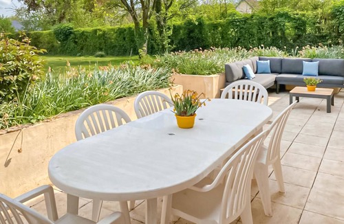 Saigneville House | Look forward to a relaxing vacation in this beautiful vacation home.