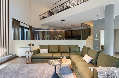 Boljevici House | Look forward to a wonderful vacation in this appealing vacation home in a fantastic location with po