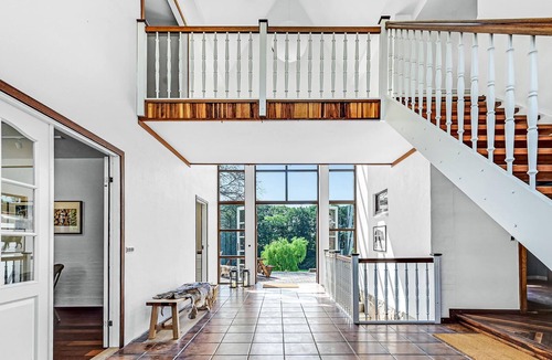 Gislev House | Look forward to vacationing in this spacious mansion with charm and room for the whole family.
