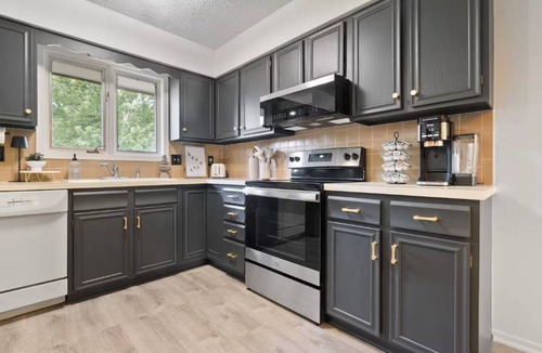 Hutchinson House | Looking for a cozy stay? This home is centrally located and sleeps 6.