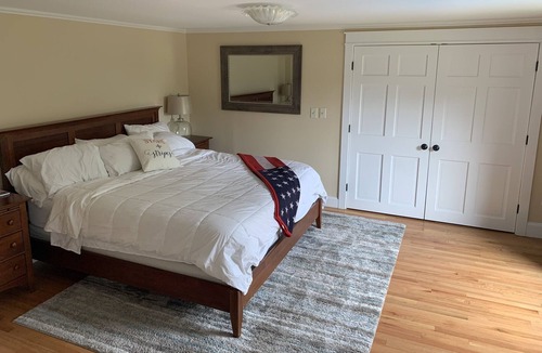 Fifth Ward House | Looking for extended summer rentals only