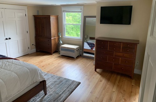 Fifth Ward House | Looking for extended summer rentals only