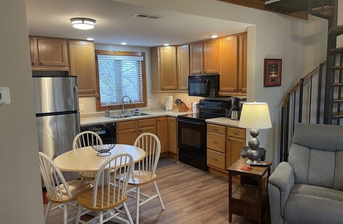 McColley House | looking for some peace and quiet? You'll find no better place at the Lake.
