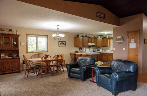 Fountain City House | Looking to get away from it all?
