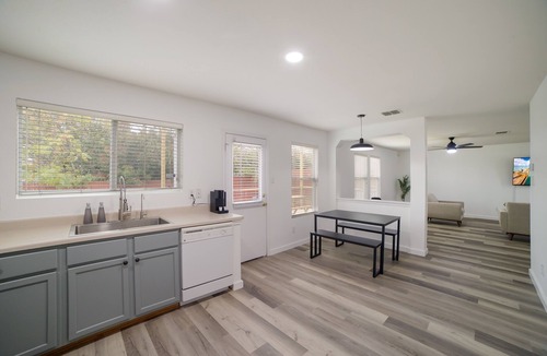 Timberwood Park House | Lookout Canyon Home