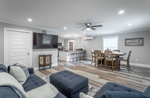 Lookout Mountain Villa | Lookout Escape | Hot Tub + Spacious Mtn Retreat