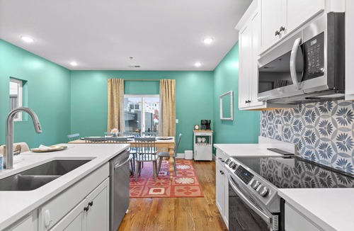 Chattanooga House | Lookout Getaway: Luxury 4 Bedroom, Rooftop Deck