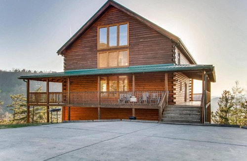Smoky Mountains House | Lookout Lodge Too Cabin