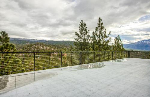 Zephyr Cove House | Lookout Lodge
