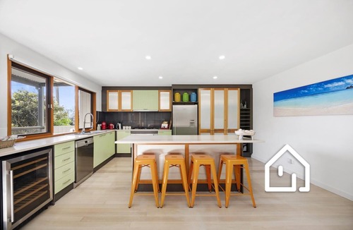 McCrae House | Lookout & Sea - Beachfront Bliss in McCrae