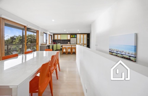 McCrae House | Lookout & Sea - Beachfront Bliss in McCrae