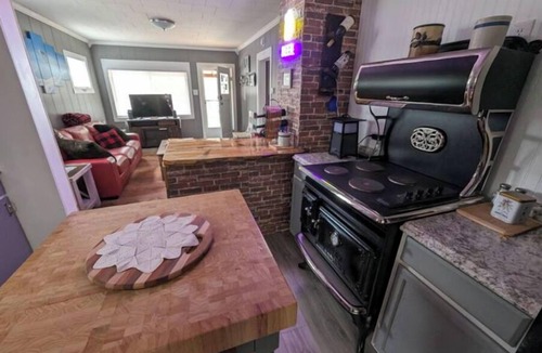 Mullan House | Lookout Ski Shack