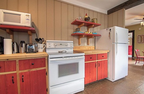 Monetville Cottage | Loon Lookout - Beautiful Waterfront Cottage w/Sauna, Amazing Views, AC, Wi-Fi