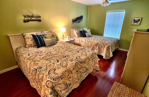 Crystal Beach House | Looney Dunes Home