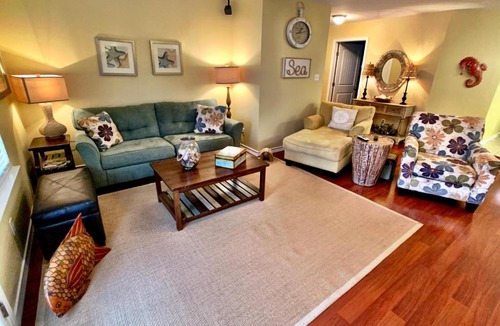 Crystal Beach House | Looney Dunes Home