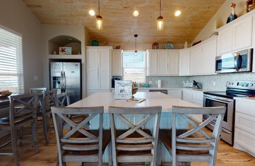 Crystal Beach House | Looney Dunes