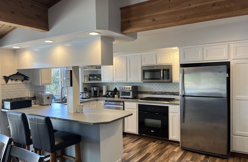 Lake Roesiger House | Loop Shore Inn on Lake Roesigner