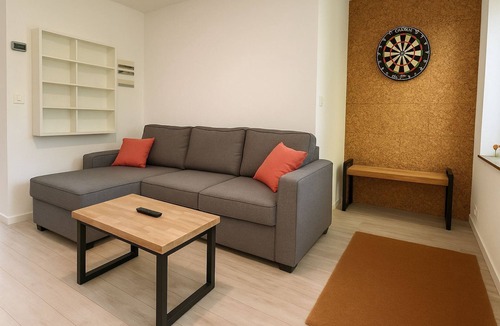 Loos Apartment | Loos duplex with darts & sofa bed near Lille