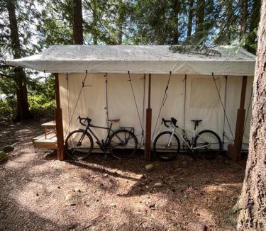 Lopez Island Hotel | Lopez Farm Cottages & Tent Camping