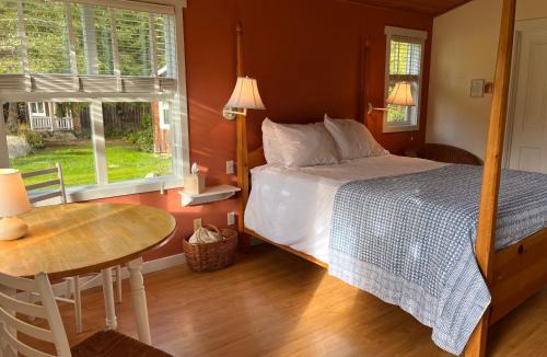 Lopez Island Hotel | Lopez Farm Cottages & Tent Camping