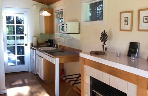 Lopez Island Hotel | Lopez Farm Cottages & Tent Camping