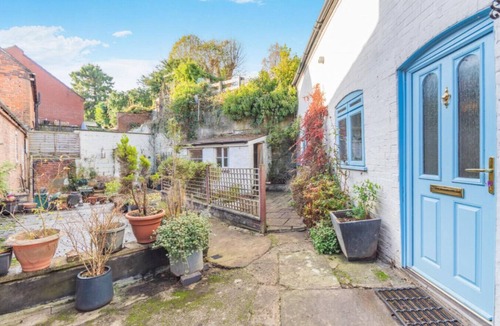 Ashbourne Apartment | Lorash Cottage, Ashbourne