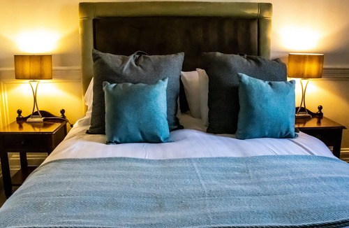 Highcliffe-on-Sea Hotel | Lord Bute Hotel & Restaurant