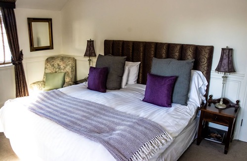 Highcliffe-on-Sea Hotel | Lord Bute Hotel & Restaurant