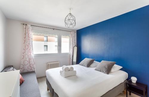 Bourg-l'Eveque Apartment | LORGERIL -appartement 2 chambres proche Mail