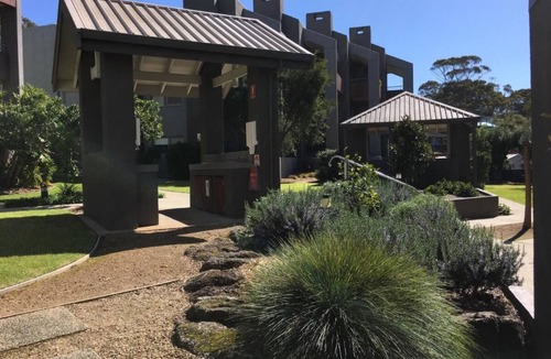 Lorne Apartment | Lorne Apartment Escape