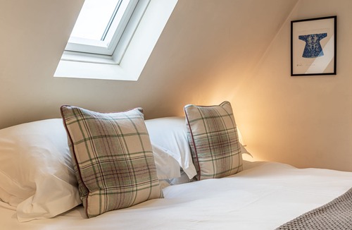 Box Bed & Breakfast | Lorne House