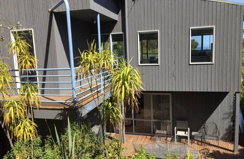 Lorne House | Lorne Summer House